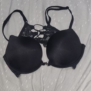 Front clasp Black Beyond Sexy Plunge La SENZA Bra
